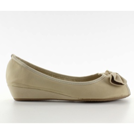 Ballerina sui tacchi bassi 8550 beige
