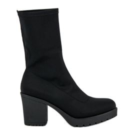 Small Swan Stivali flessibili con protezione nero