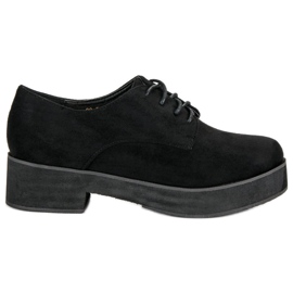 Scarpe di camoscio allacciate nero
