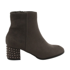 Stivali da donna filippo con un tallone decorativo 540 grigio