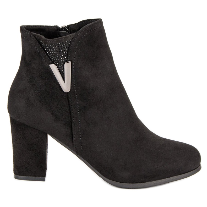 Stivaletti in camoscio nero