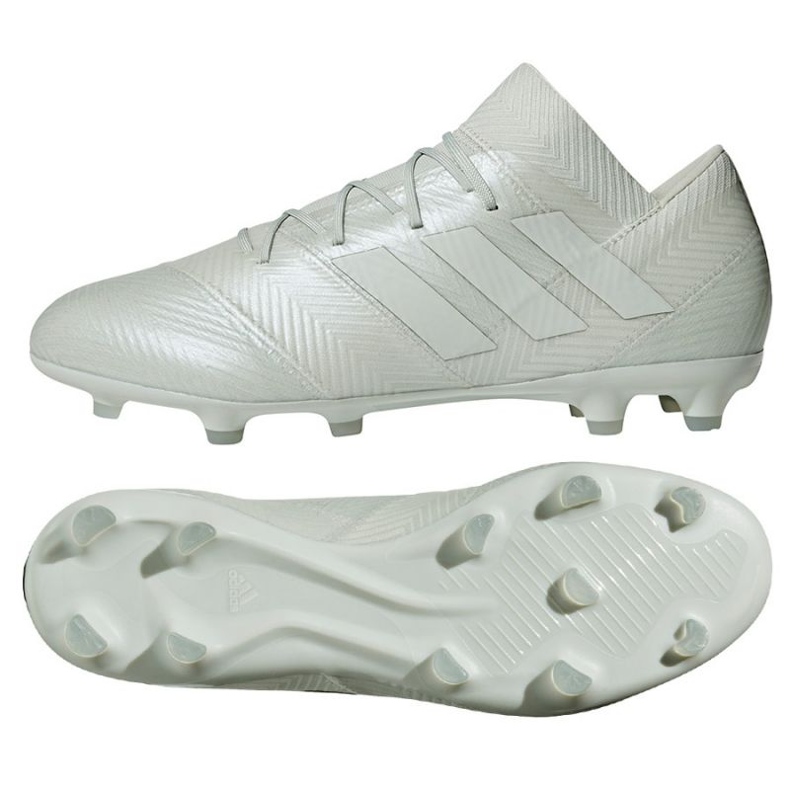 Le scarpe da calcio adidas Nemeziz 18.2 Fg bianca