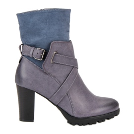 Sixth Sense Stivali alla moda sul post grigio