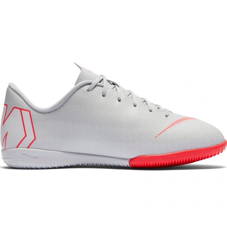 Scarpa da interni Nike Mercurial Vapor X 12 bianca