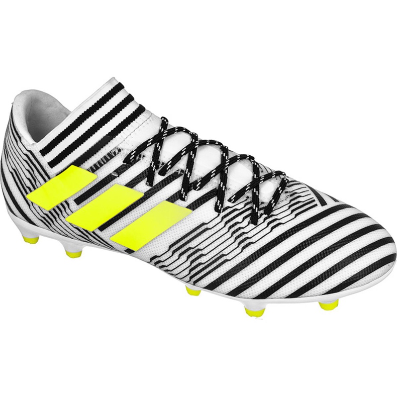 Scarpe da calcio Adidas Nemeziz 17.3 Fg M S80599 multicolore bianca
