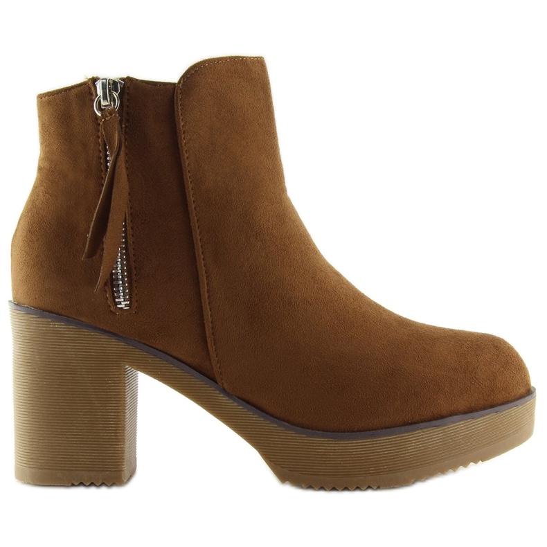 Stivali su stabile tacco cammello YL96009 Camel marrone