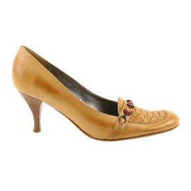 Décolleté in pelle marrone