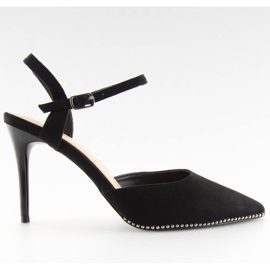Sandali su un tacco nero J1126-1 nero