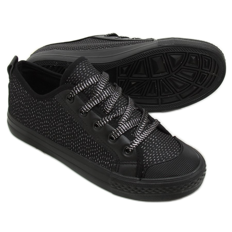 Sneakers da donna nere BOK-1138 Black nero