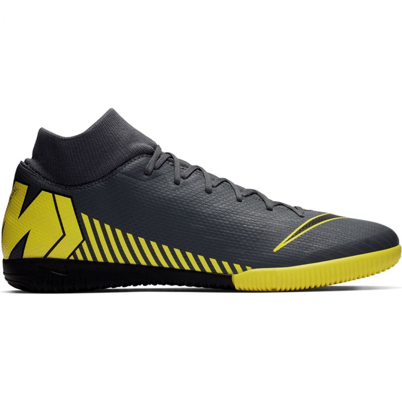 Scarpe indoor Nike Mercurial Superfly 6 Academy Ic M AH7369-070 multicolore grigio
