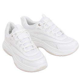 Scarpe sportive da donna bianche B0-15 White bianca
