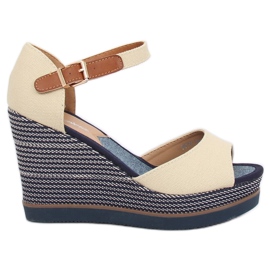 Sandali beige su zeppa 9079 Beige