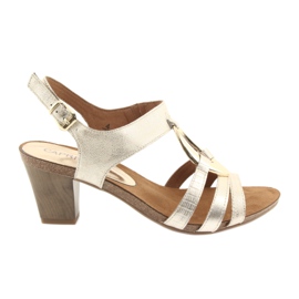 Sandali da donna Caprice con decorazione 28308 ovale dorato d'oro