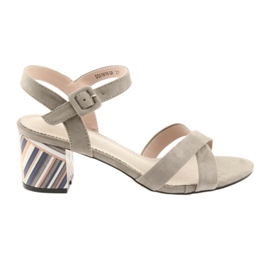Sandalo decorativo tacco Filippo 818 beige