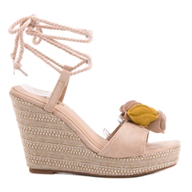 Seastar Sandali allacciati su zeppa beige