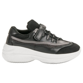 Scarpe da ginnastica nere alla moda nero