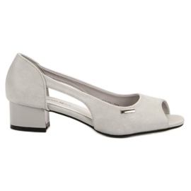 Goodin Décolleté grigio chiaro