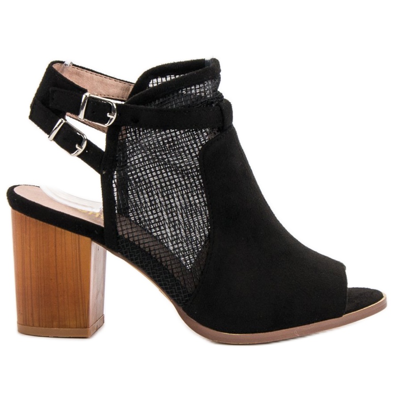 Evento Sandali chiusi alla moda nero