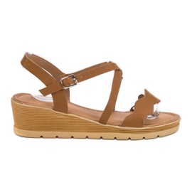 Best Shoes Sandali con zeppa color cammello marrone