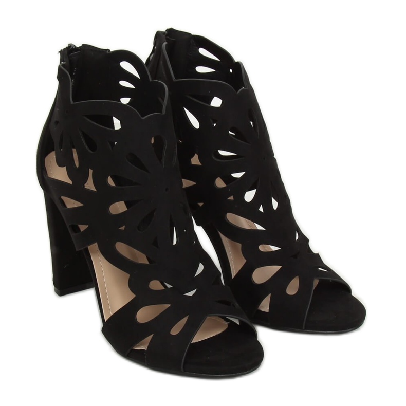 Stivali neri traforati AT-0657-L Nero