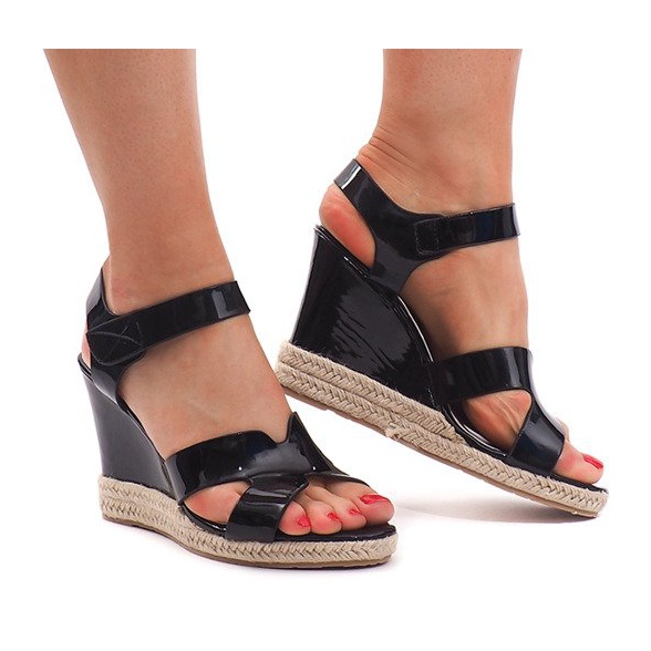 Sandali con zeppa 5H5670 Nero