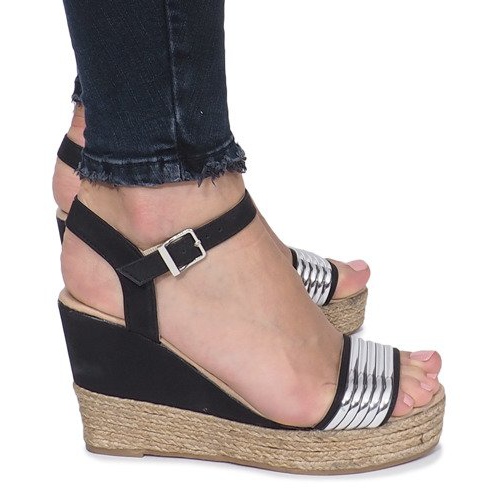 Sandali neri su una delicata zeppa Glam Shine nero