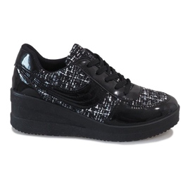 Sneakers nere sulla zeppa BKA-113 nero