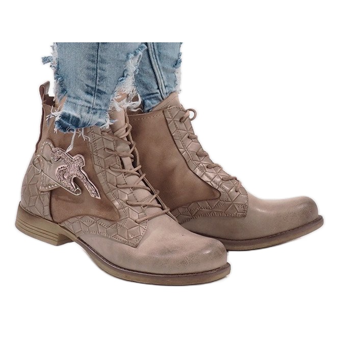 Stivali rosa con spilla F2322 multicolore
