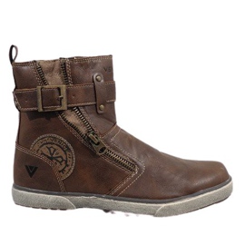 Scarpe slip-on isolate marroni 8199 marrone