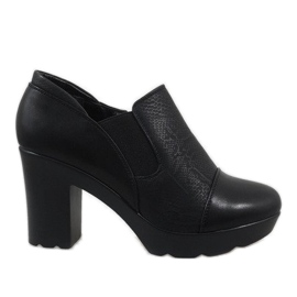 Scarpe basse nere sulla scarpa jazz A532 nero