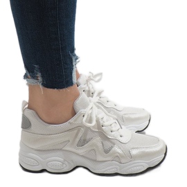 Scarpe sportive bianche alla moda KB-153 bianca