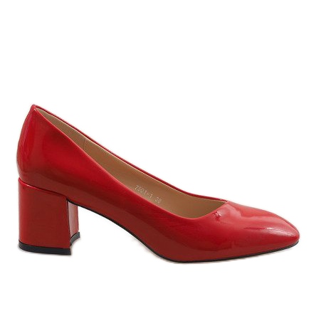 Pompe laccate rosse sul palo 7501-1 rosso