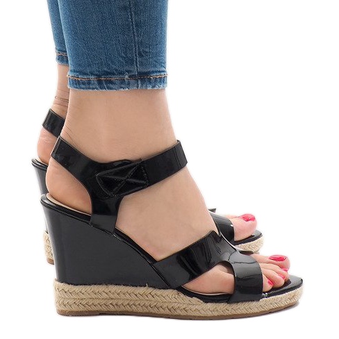 Sandali con zeppa neri LWF-5H5670 nero