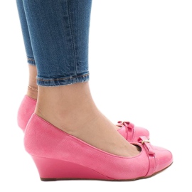 Décolleté con zeppa in camoscio rosa 50987