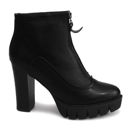 Boots On A Post Slider 1512-2 Nero