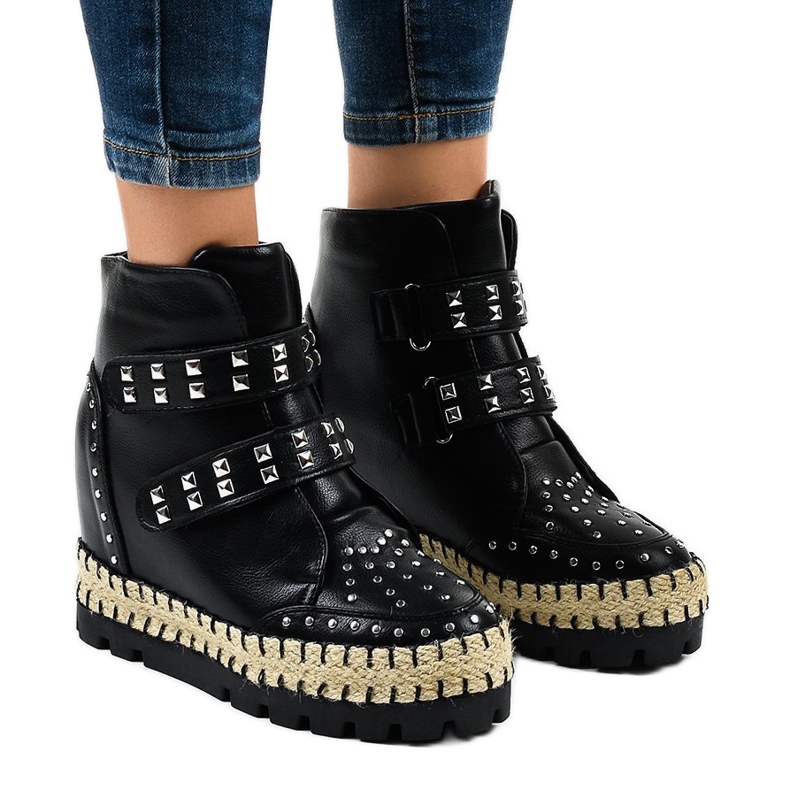 Stivaletti trapper donna neri AJ-546 nero