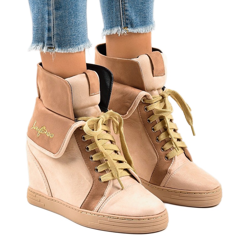 Sneakers beige con zeppe stringate B12-22