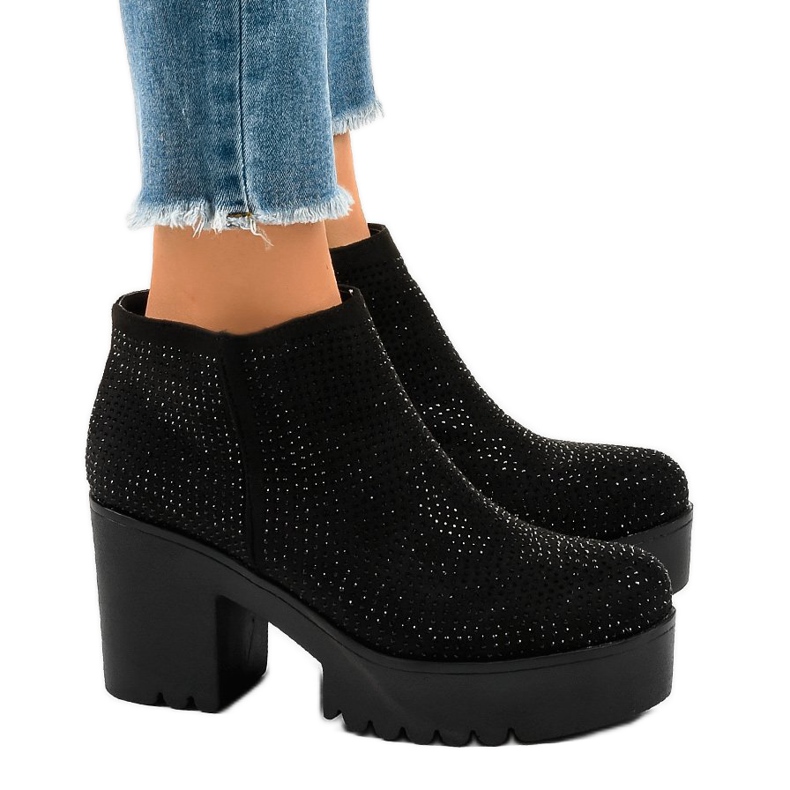 Stivali trappet da donna neri con borchie CN880 nero