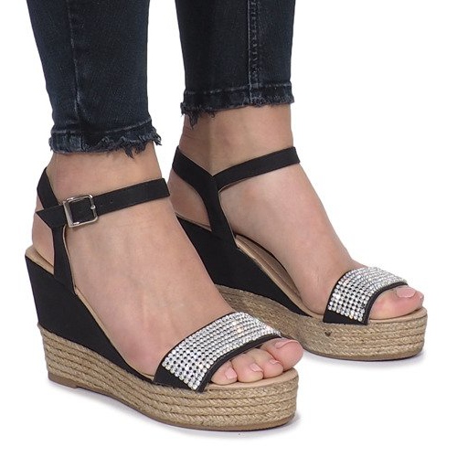 Sandali neri su una delicata zeppa Diamond Shine nero