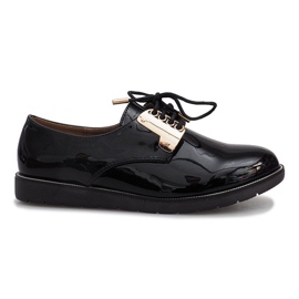 Scarpe laccate nere di Rose nero