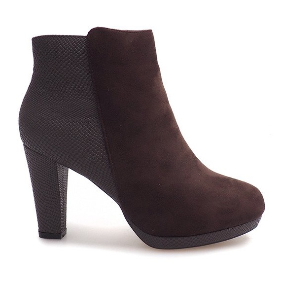 Stivali caldi su un tacco 1163B-GA Brown marrone