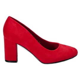 Ch. Creation Pompe su un pilastro rosso