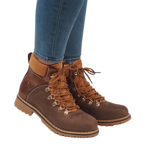 Stivali da donna in camoscio cammello BK-29 marrone