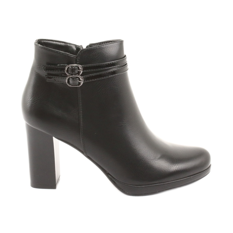 M.Daszyński Stivali da donna sul post nero