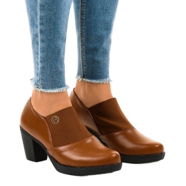 Stivali slip-on cammello sul palo TH-F198 marrone