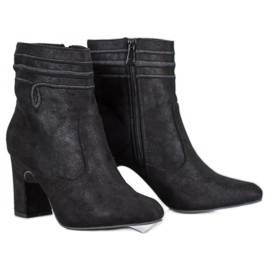 Kylie Stivali con tacco alto in camoscio nero