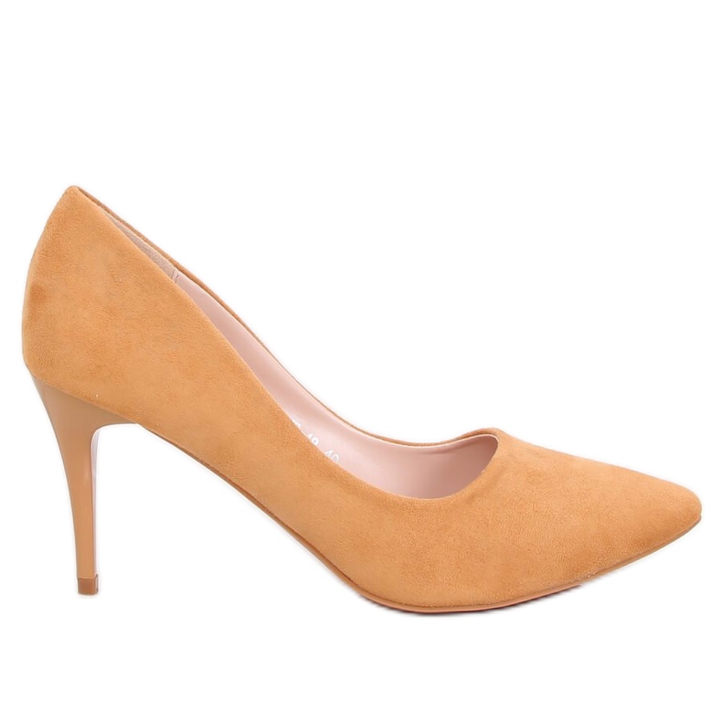 Décolleté su un comodo tacco cammello NF-49P Camel giallo