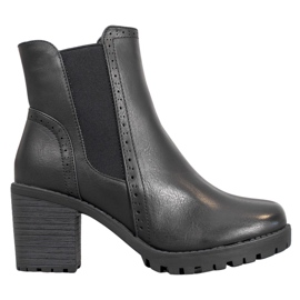 J. Star Stivali slip-on sulla piattaforma nero