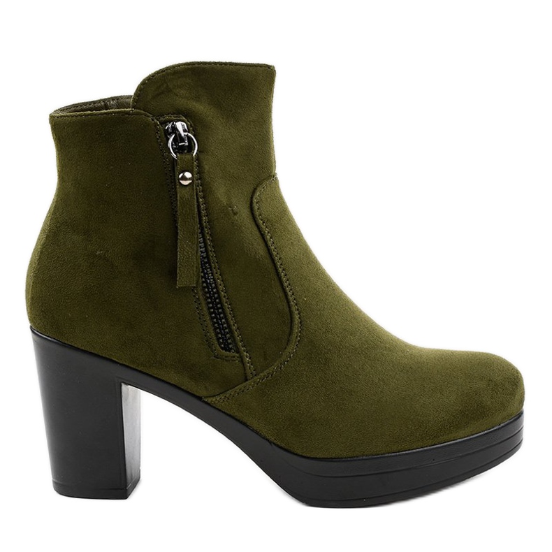 Tacchi alti in camoscio verde 8B882