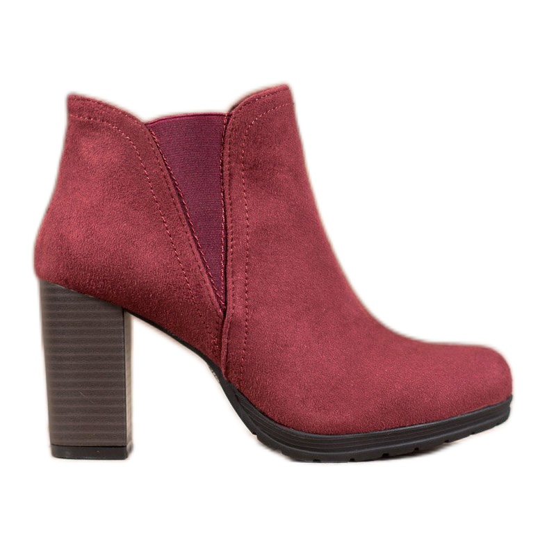 SHELOVET Stivali slip-on su un palo rosso
